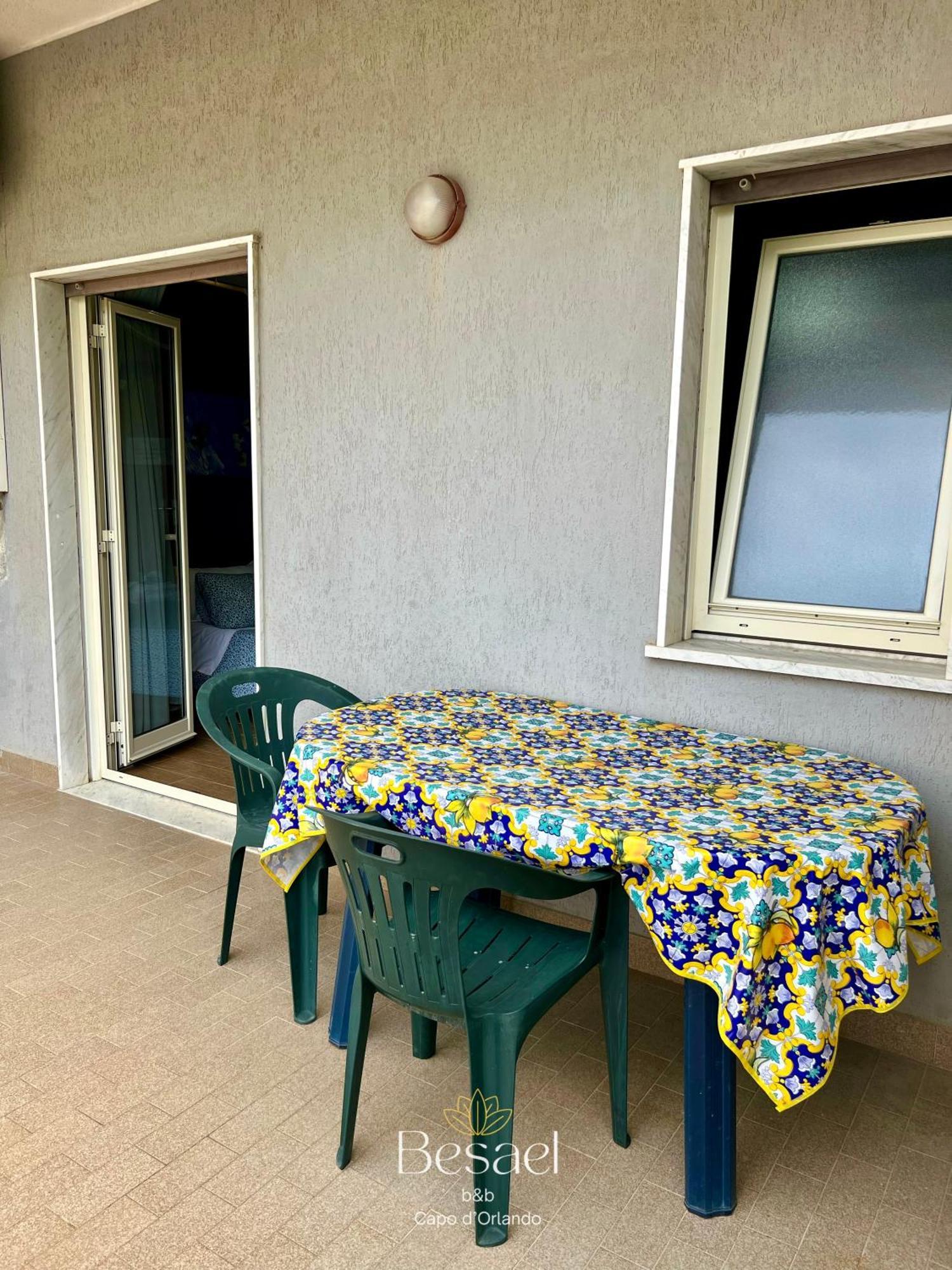 Besael B&B Capo dʼOrlando Екстериор снимка
